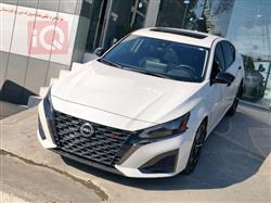 نيسان ألتيما